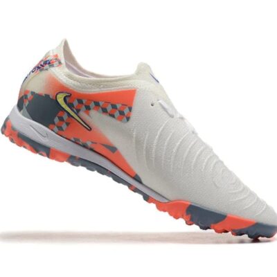 CHUTEIRA NIKE PHANTOM LUNA ELITE