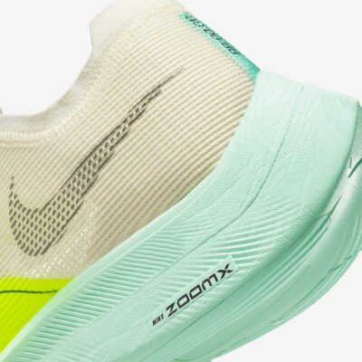 Tênis Nike ZoomX Vaporfly Next% 2