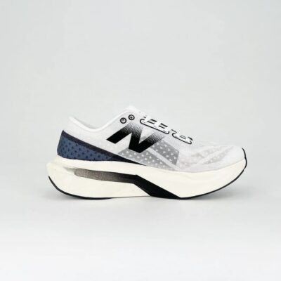 Tênis New Balance FuelCell SuperComp Elite V4